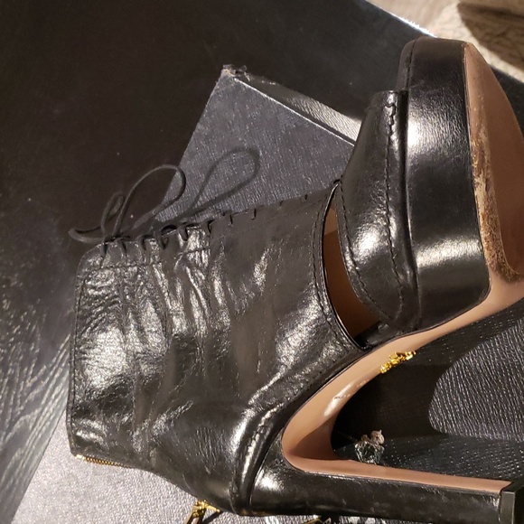 PRADA Lace up platform heels / booties! - Picture 8 of 10